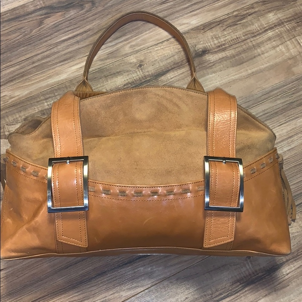 Kenneth Cole - Beautiful purse leather!!!